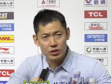 皇冠体育登录入口-张庆鹏：球队需要更多老将站出来，不要在困难的时候摇头放弃